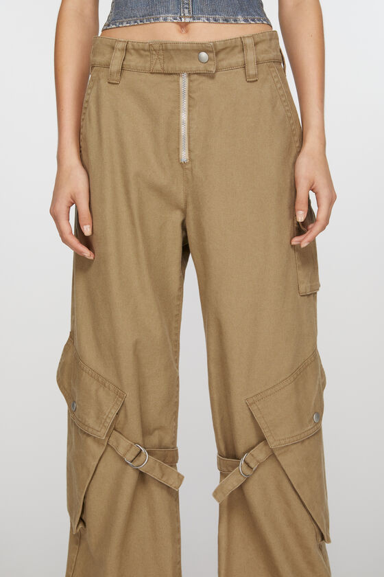 (image for) Exquisite Cargo trousers